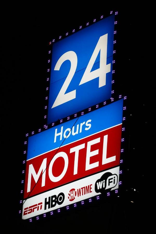 24 2* Los Angeles